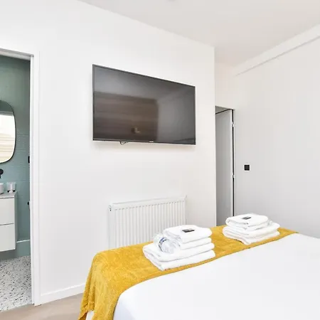 Beaugrenelle - Tour Eiffel 2 Париж