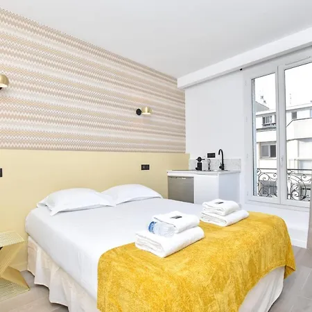 Beaugrenelle - Tour Eiffel 2 Париж