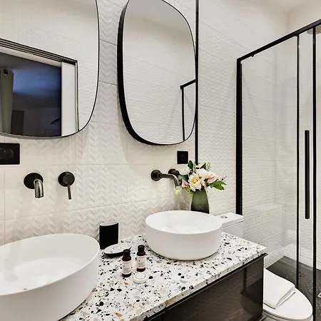 Beaugrenelle - Tour Eiffel 2 * Париж