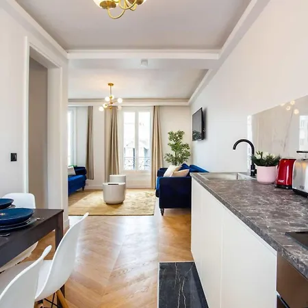 Апартаменты Beaugrenelle - Tour Eiffel 2 *