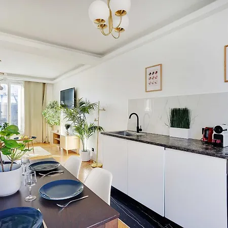 Beaugrenelle - Tour Eiffel 2 *