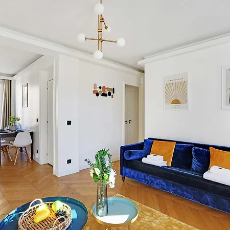 Апартаменты Beaugrenelle - Tour Eiffel 2 *